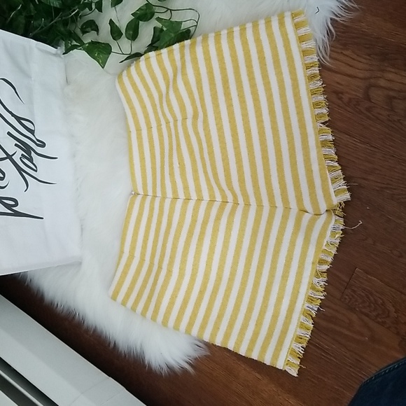 REVOLVE LPA 689 Creamsicle shorts size Large - Picture 6 of 6